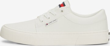 Baskets basses Tommy Jeans en beige : devant