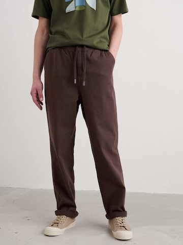 Seasalt Cornwall Regular Broek 'Hallantide' in Bruin: voorkant