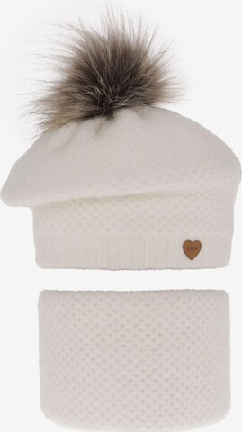 Maxte Beanie in White: front