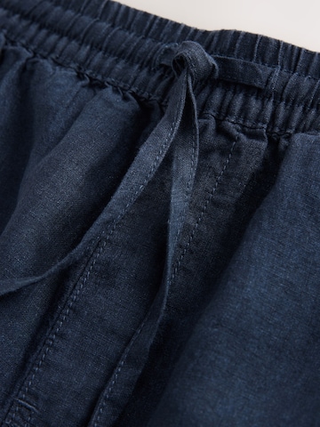 Next Regular Shorts in Blau