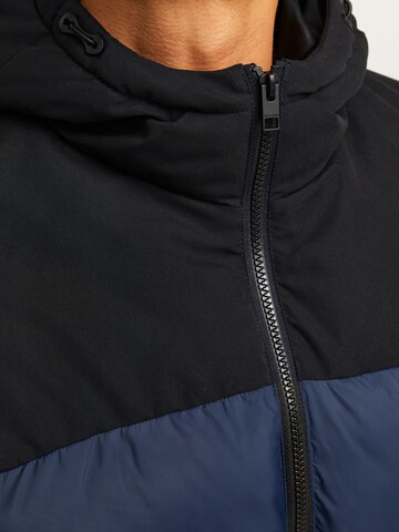 JACK & JONES Vinterjakke 'JJMOON' i blå