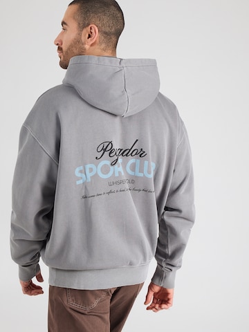 Sweat-shirt 'Caserta' Pegador en gris : devant
