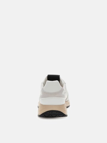 GUESS Sneakers 'Aria' in Beige