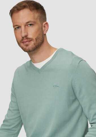 s.Oliver Sweater in Green