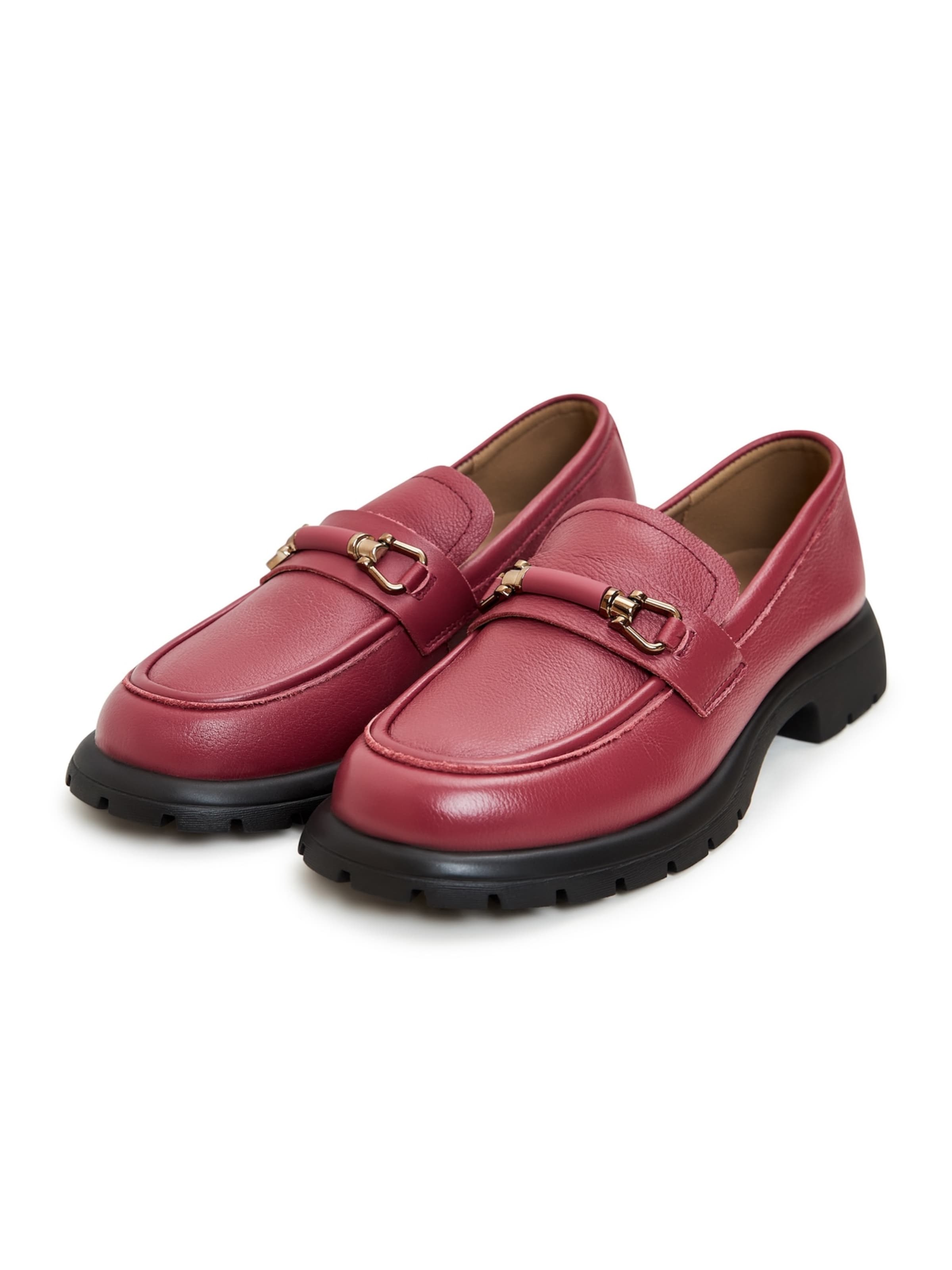 CESARE GASPARI Slip-ons in Red