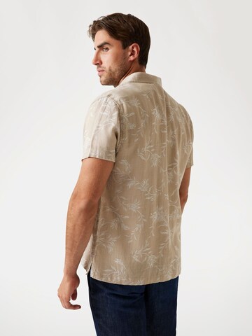 GUESS Regular Fit Hemd in Beige