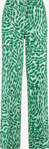 GERRY WEBER Regular Pleated Pants in Green: front
