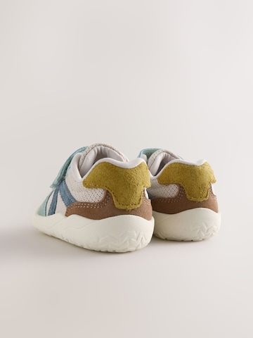 Baskets Next en beige