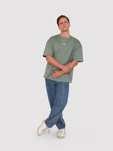 BAYSIDE BOUND Oversized shirt 'THE BAYSIDE UNISEX OVERSIZE TEE' in Green