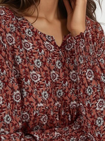 Hiccup - Vestido em vermelho