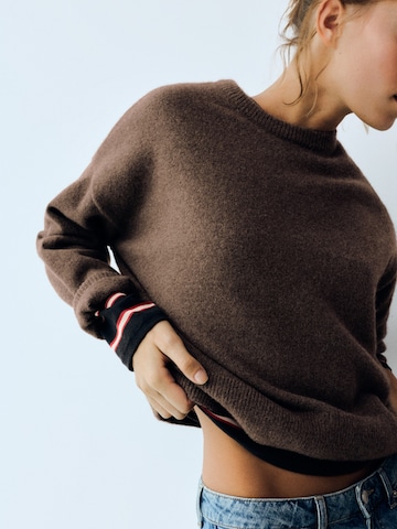 Pull&Bear Pullover in Braun