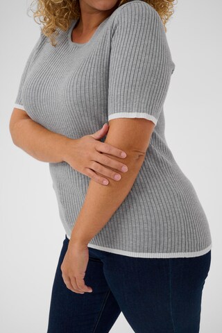 Pull-over 'Lizzy' KAFFE CURVE en gris