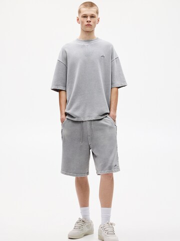 Pull&Bear T-Shirt in Grau