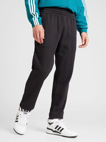 Regular Pantalon 'ESS' ADIDAS ORIGINALS en noir : devant