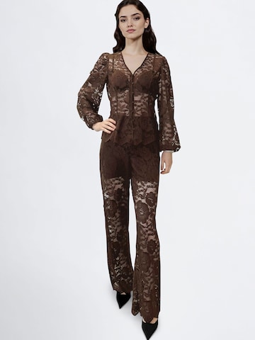 VILA Regular Trousers 'VIMAYE' in Brown