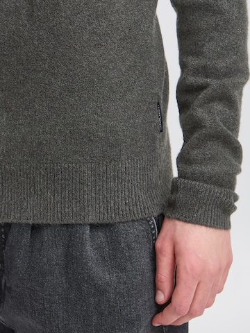Casual Friday - Casaco de malha 'Heine' em cinzento