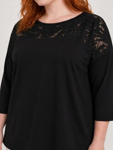 Shape Of You Shirt in Zwart