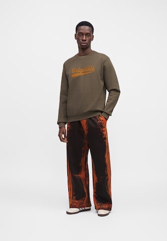 ADIDAS ORIGINALS Tréning póló - barna: elől