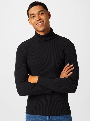 Trendyol Sweater in Black: front