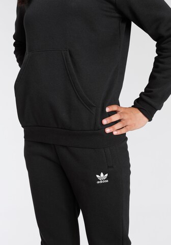 ADIDAS ORIGINALS Sweatshirt 'Adicolor' in Black