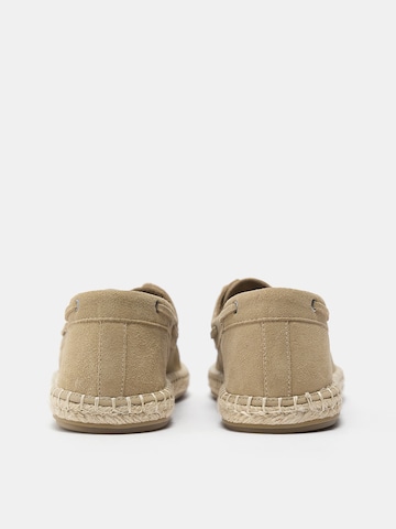 Pull&Bear Mokkasiinit värissä beige