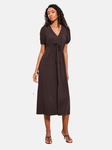 brūns Friends Like These Kleita: no priekšpuses