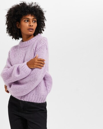 Pull-over 'Suanne' SELECTED FEMME en violet