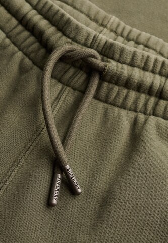 Superdry & Co Tapered Cargobroek in Groen