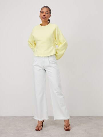 Sweat-shirt 'Franca' LeGer by Lena Gercke en jaune