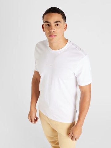T-Shirt 'Levi' Only & Sons en blanc