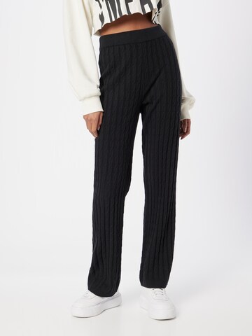 GAP Regular Trousers in Black: front