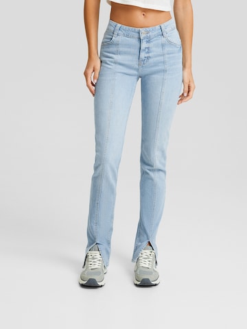 Coupe slim Jean Bershka en bleu : devant