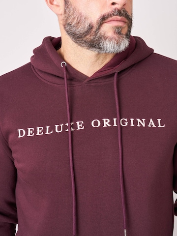 Deeluxe Sweatshirt‌‌‌‌‌‌‌‌ in Rot