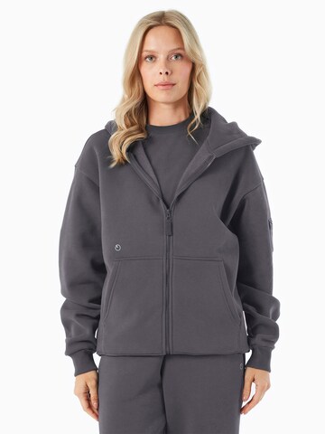 Organication Sweatjacke in Grau: Vorderseite