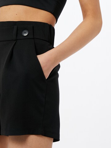 JDY Regular Pleat-Front Pants 'Geggo' in Black