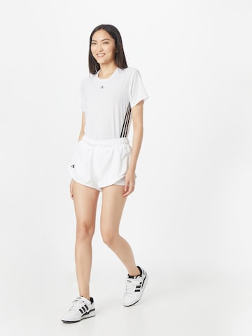 T-shirt fonctionnel 'Train Icons' ADIDAS SPORTSWEAR en blanc