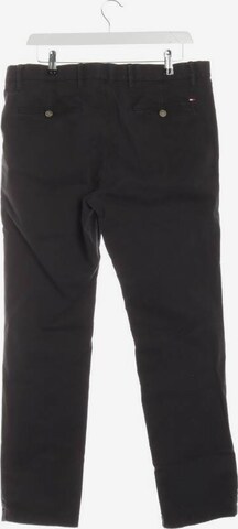 TOMMY HILFIGER Pants in 34 x 30 in Black