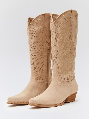BUONAROTTI Cowboy Boots in Beige: front