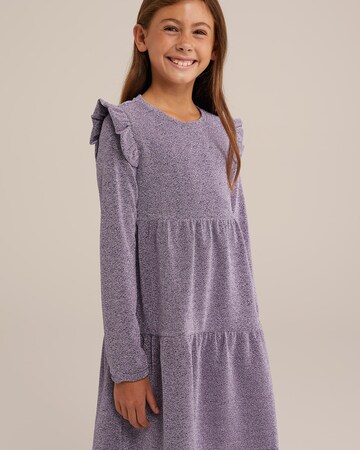 Abito di WE Fashion in lilla