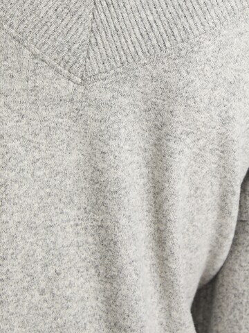 Pull-over Bershka en gris