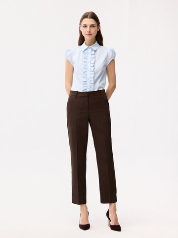 Coupe slim Pantalon adl en marron : devant