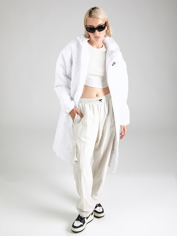 Nike Sportswear Зимно палто в бяло