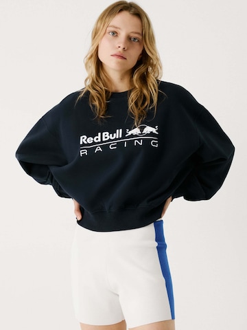 Red Bull Racing x Pepe Jeans Sweatshirt 'Red Bull Racing x Pepe Jeans' in Blauw: voorkant