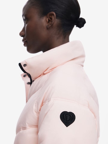Desigual - Abrigo de invierno en rosa