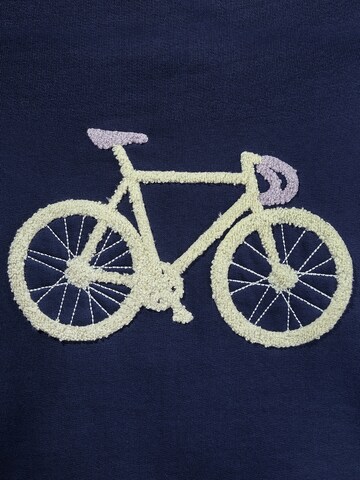 GREENBOMB Sweatshirt 'Bike Fluffy' in Blauw