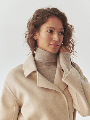 Manteau mi-saison 'MATIA' TATUUM en beige