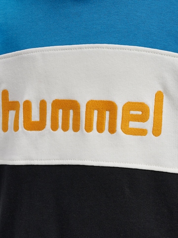 Hummel Sportsweatshirt 'MORTEN' in Blau