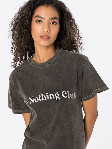 On Vacation Club Shirt in Black