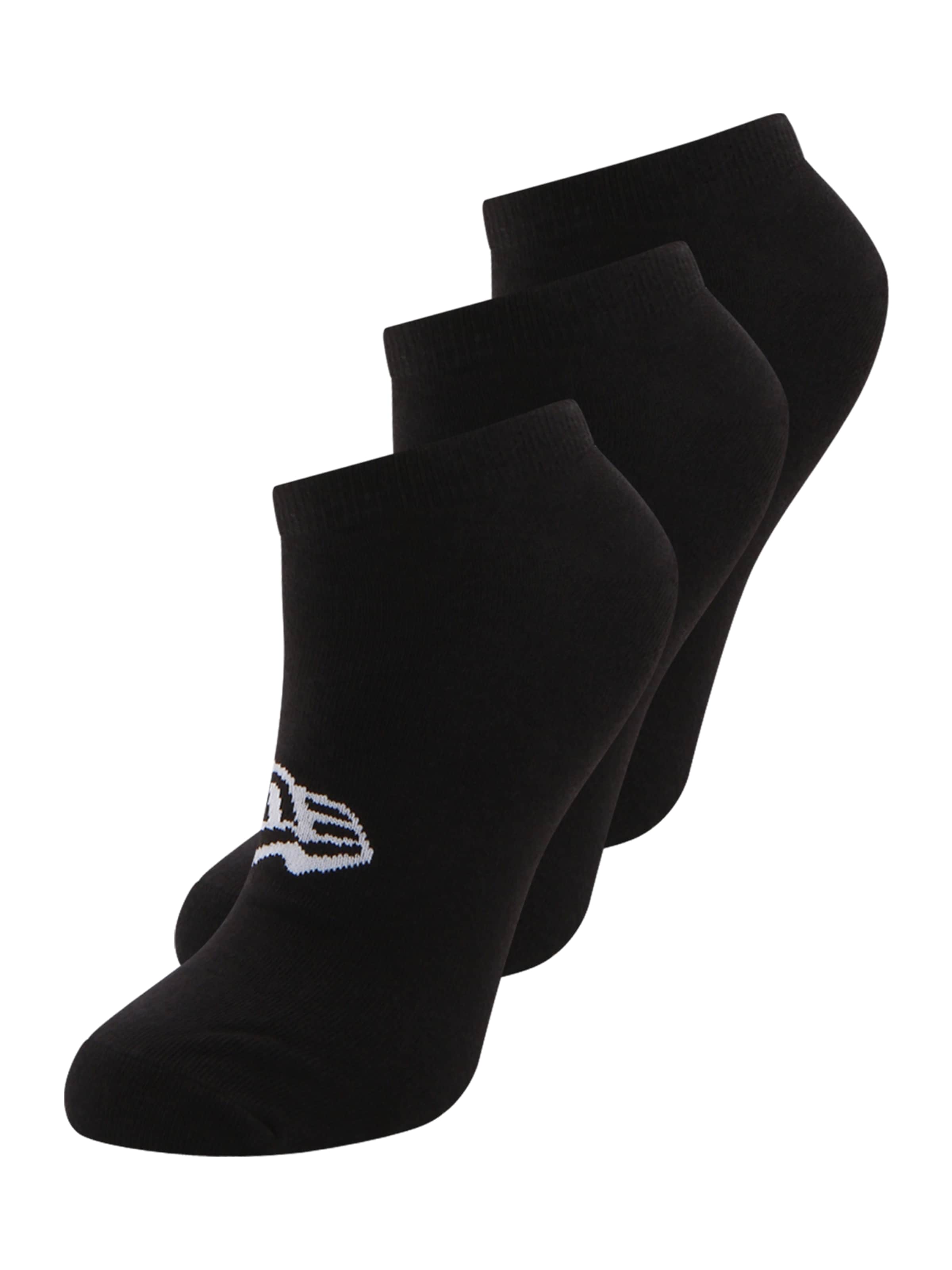 NEW ERA Къси чорапи в черно: отпред