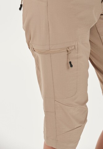 Whistler Regular Trekkingshorts 'SHANNIE W' in Beige